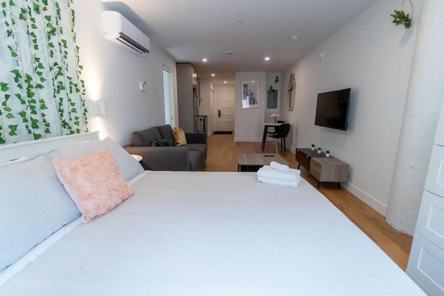 Rozenhaus Montreal Hotel Phòng bức ảnh
