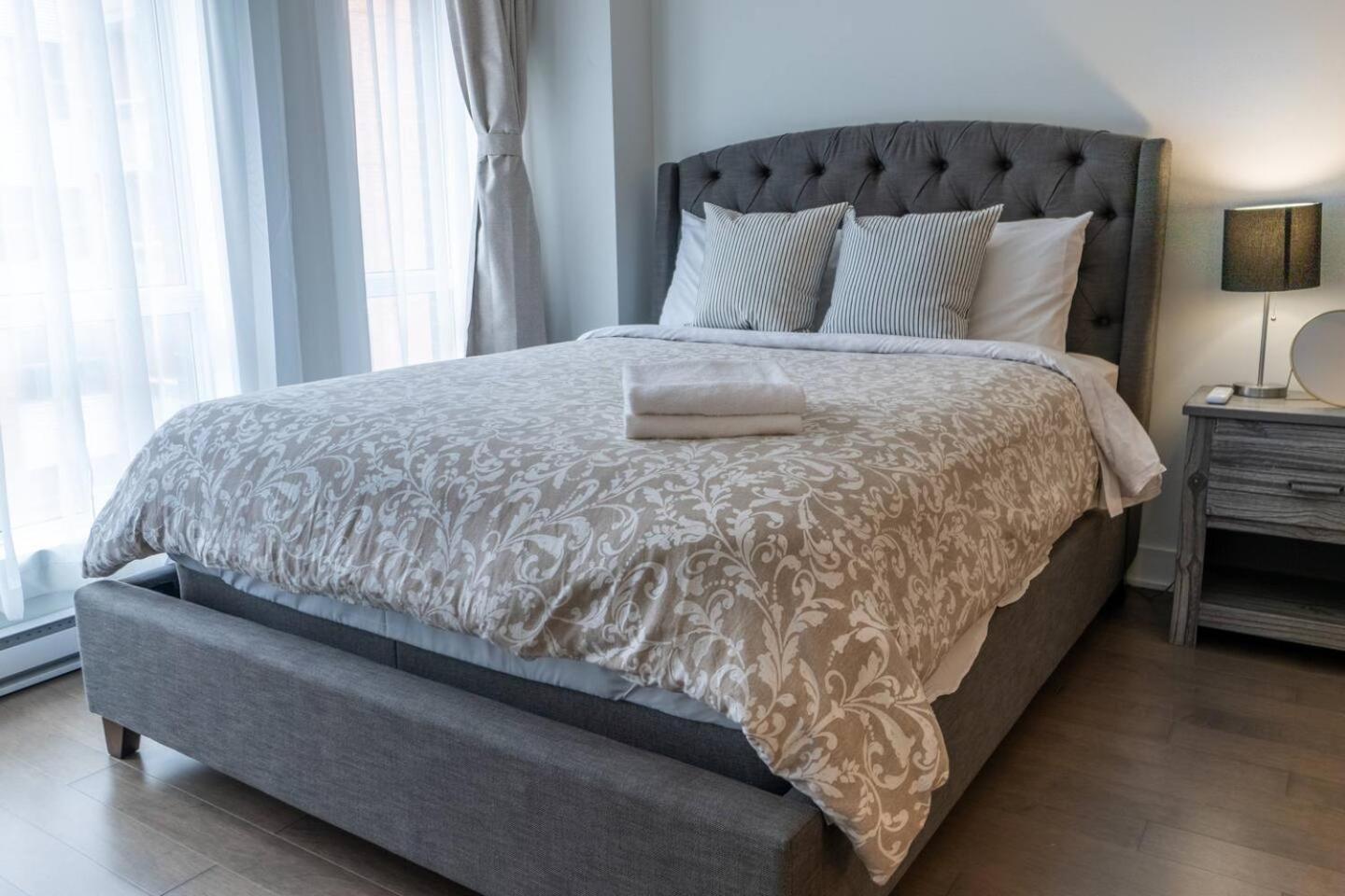Rozenhaus Montreal Hotel Ngoại thất bức ảnh